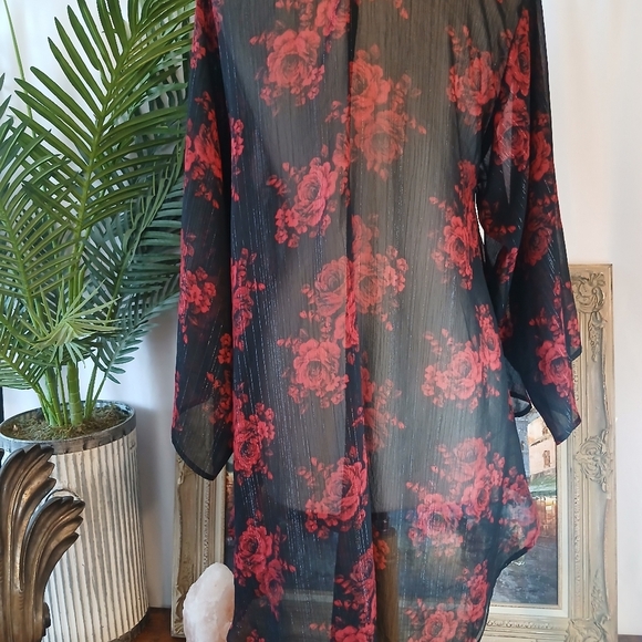 Torrid ROSE Black and Red Chiffon Floral Kimono One Size Xl- 1 X - Picture 4 of 6